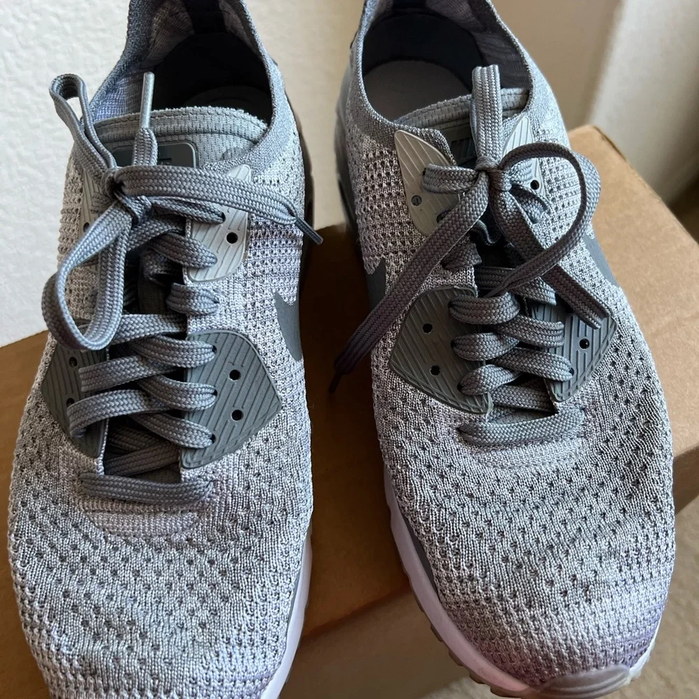 Rare Pure platinum Nike Air Max Ultra 2.0 Flyknit - Picture 5 of 12